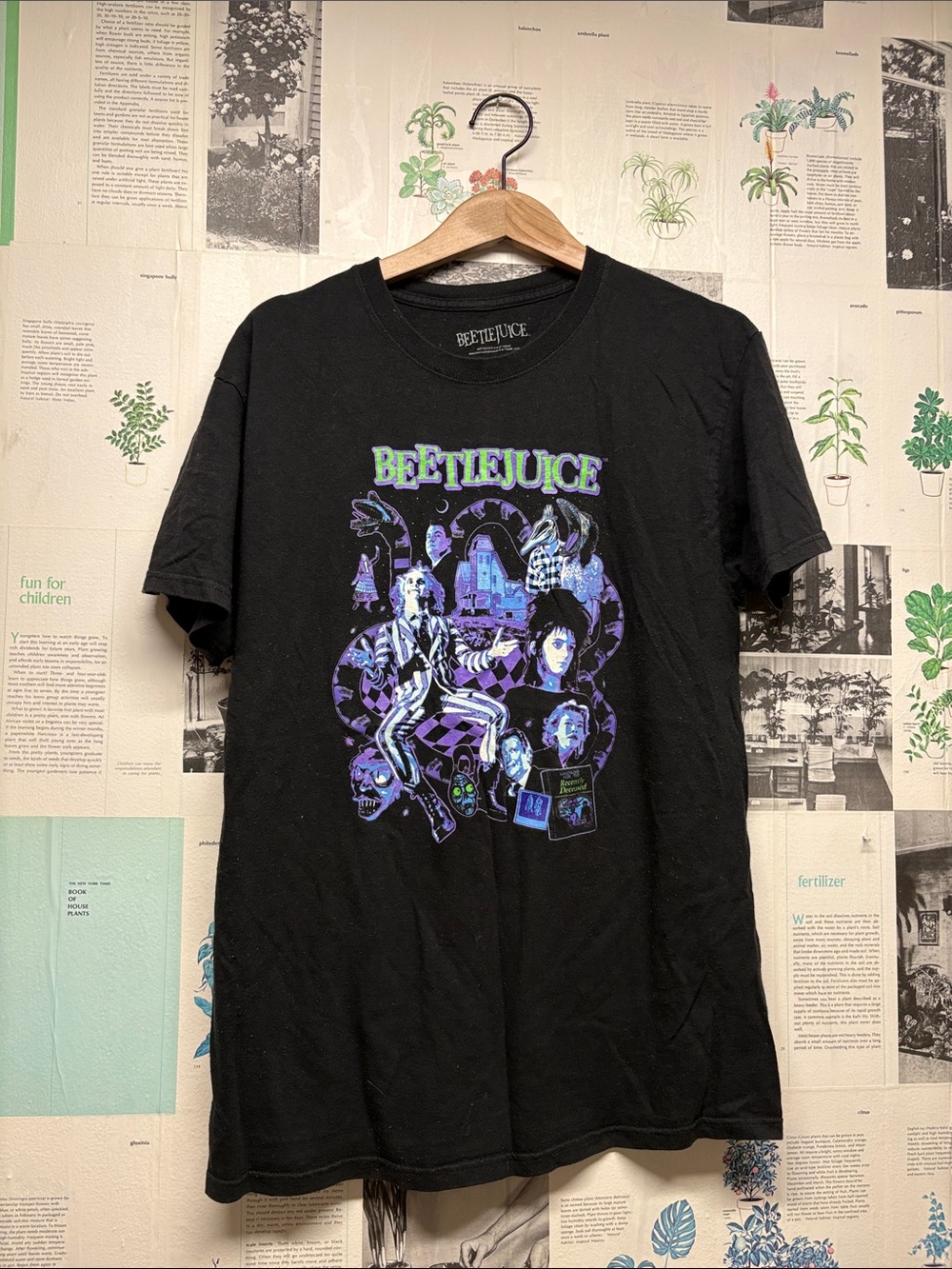 Beetlejuice Black Graphic Tee - Classic Movie Design